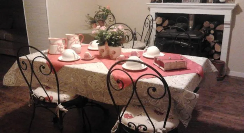 Bed & Breakfast Brugnola 1932 Vegan Country House Bed and Breakfast Bardi